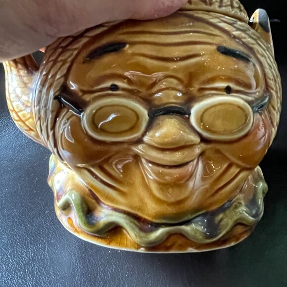 Adorable Vintage Old Lady Granny Ceramic Porcelain Teapot-Made in Japan - Picture 10 of 10